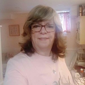 Meet your Posher, Kay